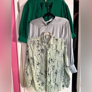 3 Women’s Size XS Dress Shirts (bundle, Set)